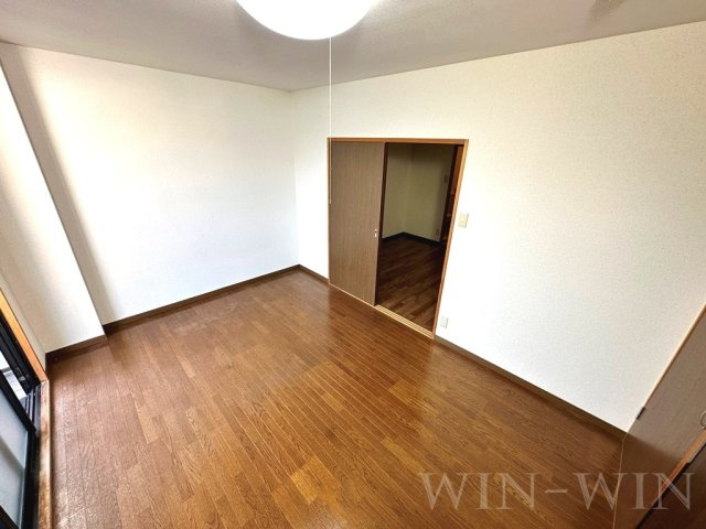Limpiaチトセの洋室|イメージ（同建物内別部屋の写真です）