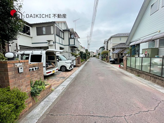 【前面道路含む現地写真】 | 桶川市大字加納　中古戸建