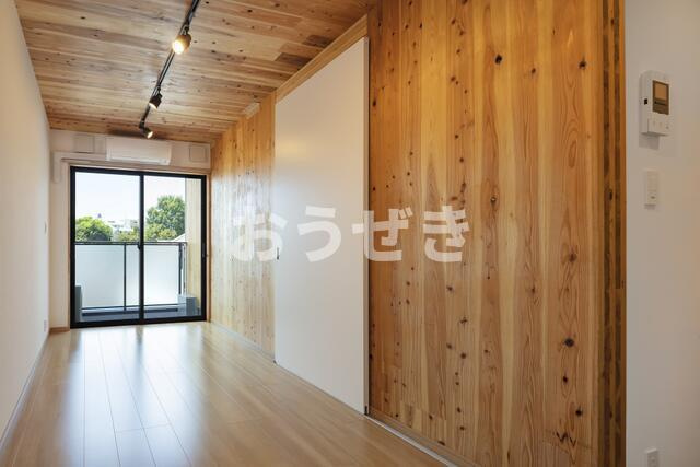 ヒルトップ野毛山の内装