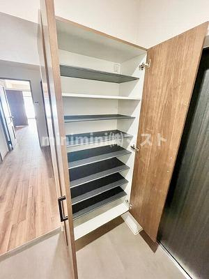 アルティザ南堀江の収納