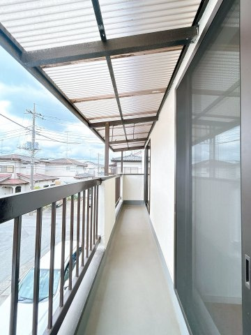 大平町新　中古戸建　敷地45坪のバルコニー