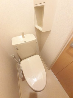 【トイレ】 | ラ・ルーチェ　Ｃ | シンプルで使いやすいトイレです