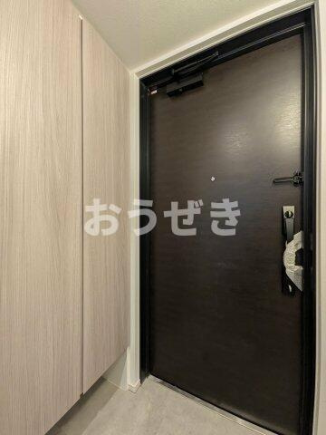 ソラステージ横浜白楽の玄関