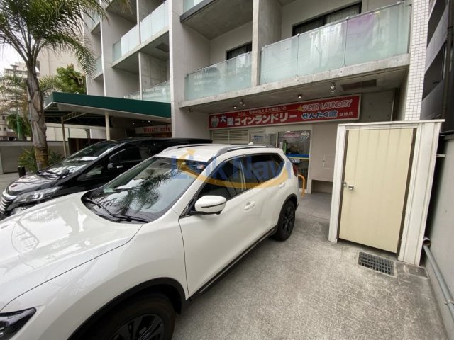 【駐車場】 | JJ COURT 波除