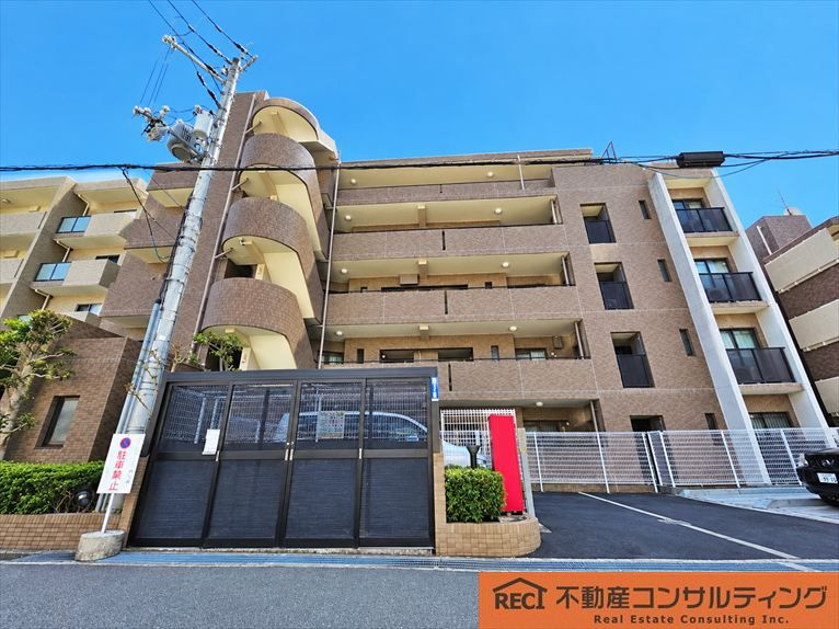 ハイネスピア六甲薬師通の外観
