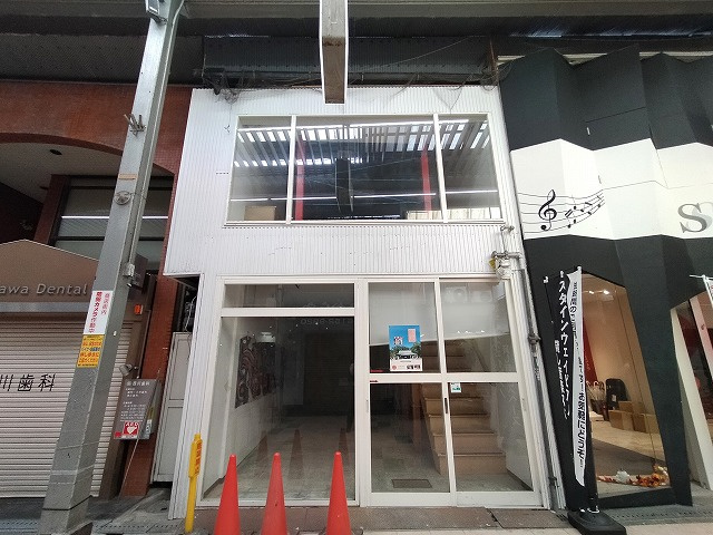豊中市岡町の店舗事務所