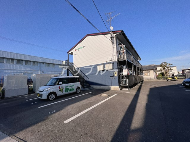 サン・friends岩崎の駐車場