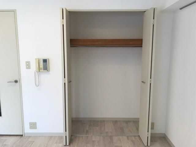 シャルム内神田の収納