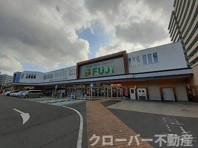 ラ・フォーレⅧの周辺|フジ楠上店さんまで650m