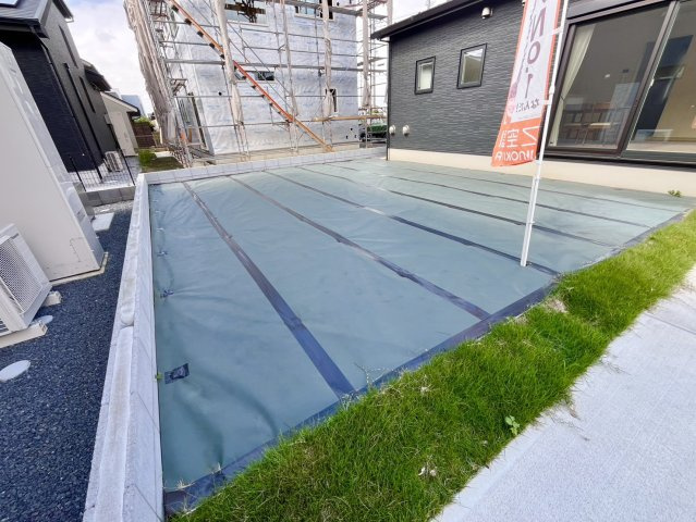 筑西市八丁台の庭|お庭でBBQやおうちキャンプを楽しむことができます（＾＾）
ウッドデッキを付けてテラス空間を作るのもいいですね♪
2026年10月撮影