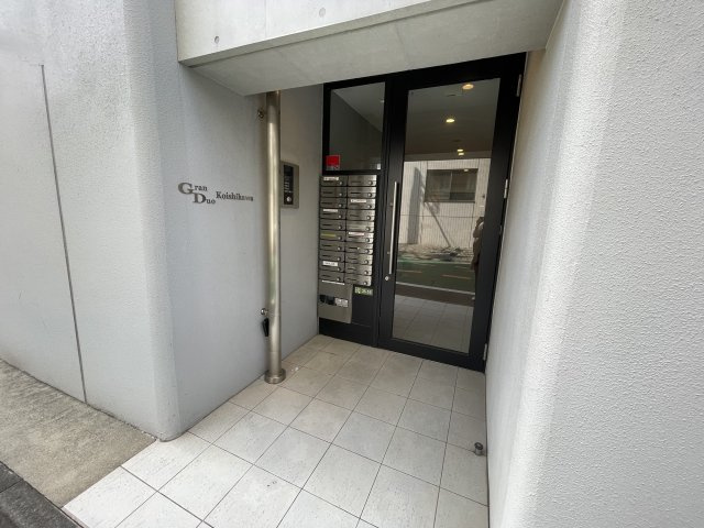 【エントランス】