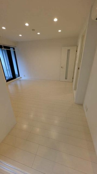 同マンション別部屋のお写真です。