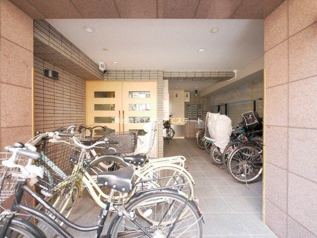 ハロ上町のエントランス