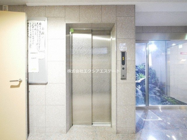 ハロ上町のロビー