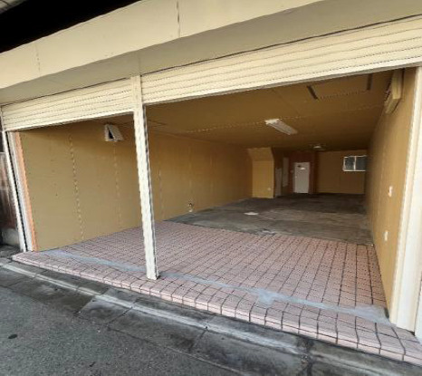豊中市服部西町２丁目の店舗事務所の外観