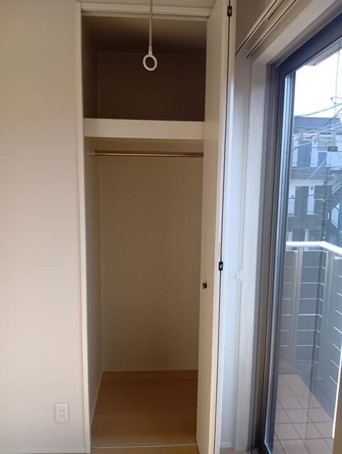 メゾンドロアの収納