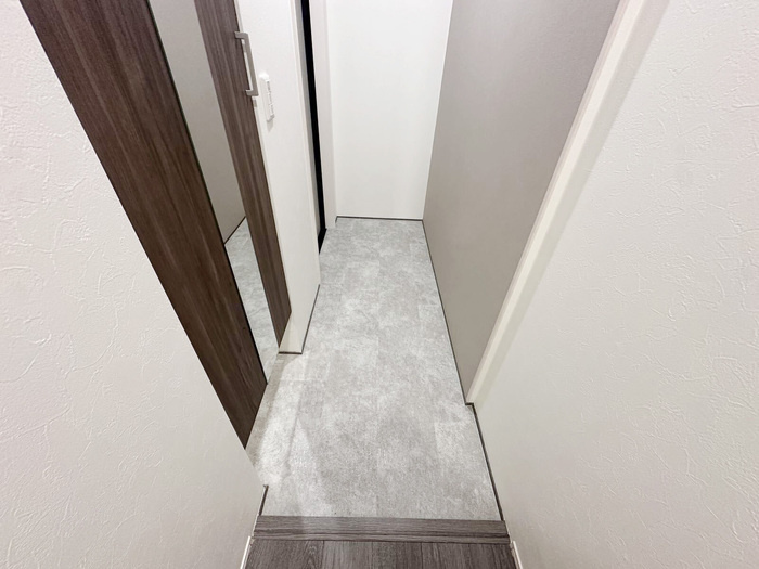 NIGAWA RESIDENCEⅡの玄関