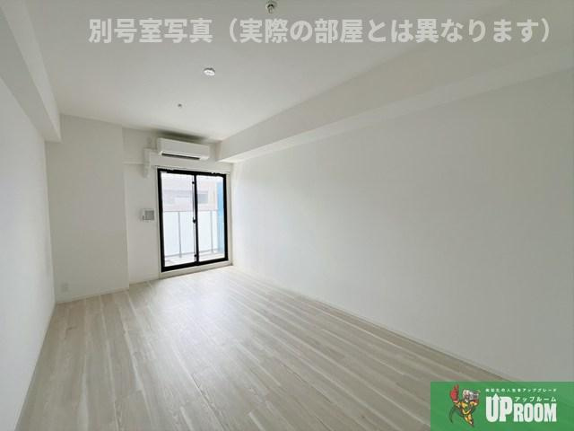 S-RESIDENCE大曽根駅前の居間・リビング