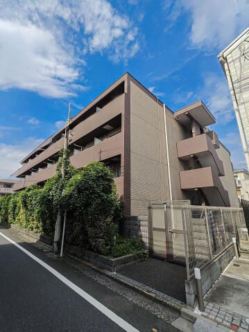 スカイコートパレス千川の外観