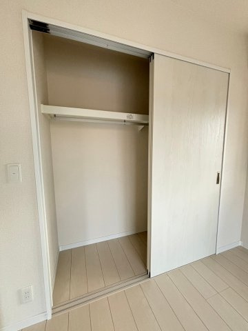 ラシュール・イン大橋南の収納
