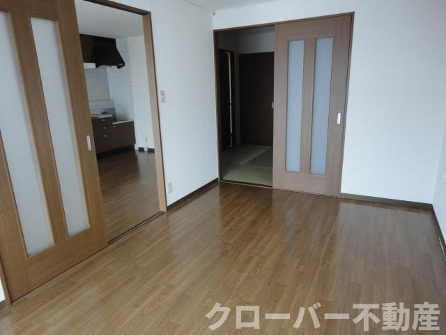 グランディア木太の内装|洋室南