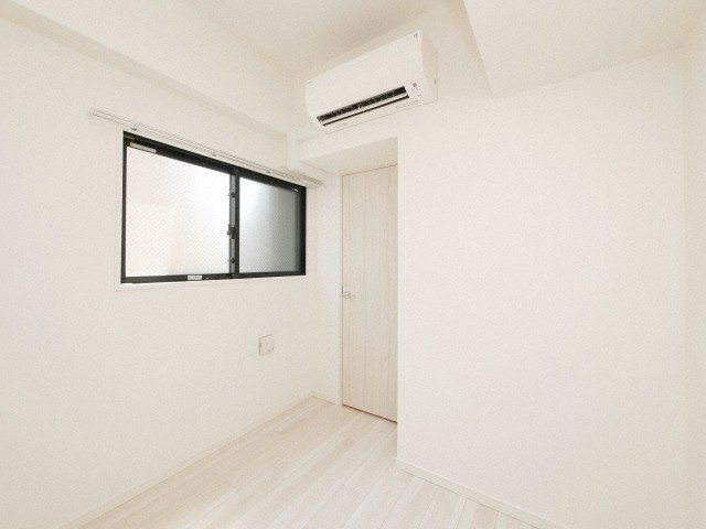 S-RESIDENCE堺筋本町Unoの洋室