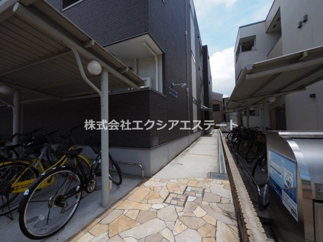 フジパレス遠里小野Ⅵ番館のエントランス