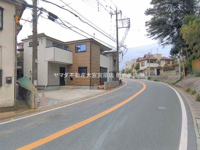 さいたま市見沼区御蔵1期の前面道路含む現地写真