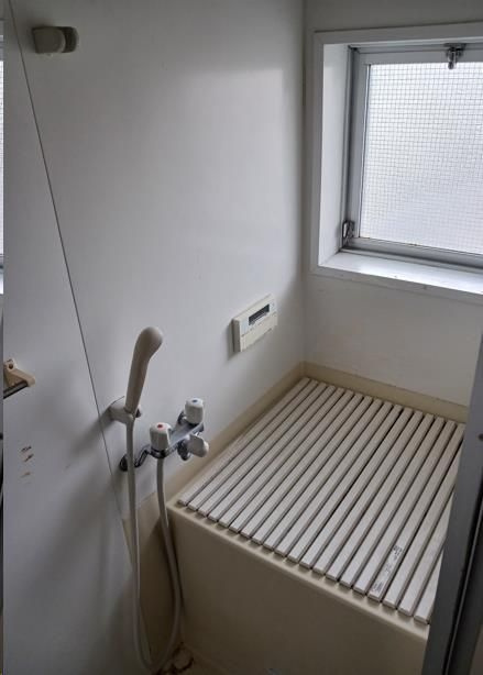 小山マンションの浴室