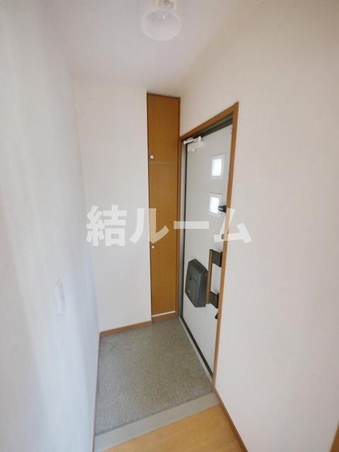 北区志茂２丁目のアパートの玄関
