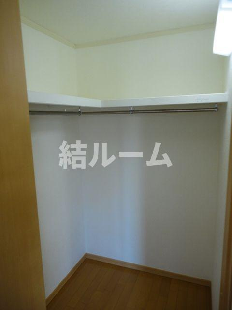 練馬区氷川台３丁目のアパートの収納