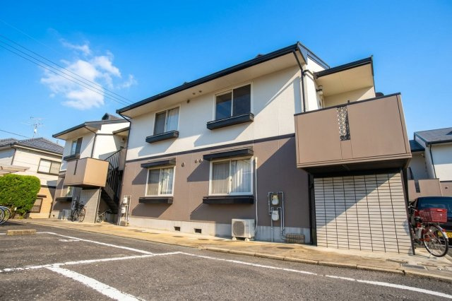 奈良市六条２丁目のアパート