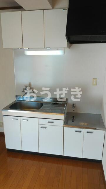 ルモンド三田のキッチン