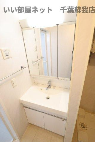 PARK　HILLS　MIYAKOＤの洗面所|朝の準備に活躍する、洗髪洗面化粧台！