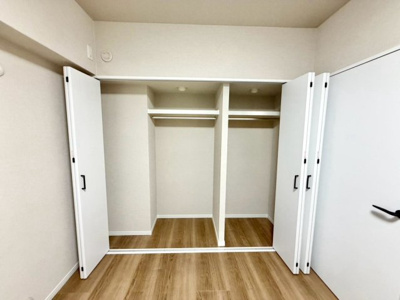 【収納】 | 帝塚山ガーデンズ | お部屋を広く利用するために必須なクローゼットが全室付いています♪もちろんお荷物を収納されても良しの勝手の良いクローゼットは嬉しいですね♪