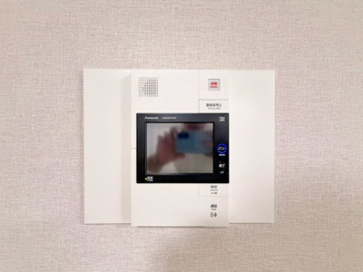 【防犯設備】 | 帝塚山ガーデンズ | 【TVモニター付きインターフォン】防犯設備として欠かせないTVモニター付きインターフォンがあります♪