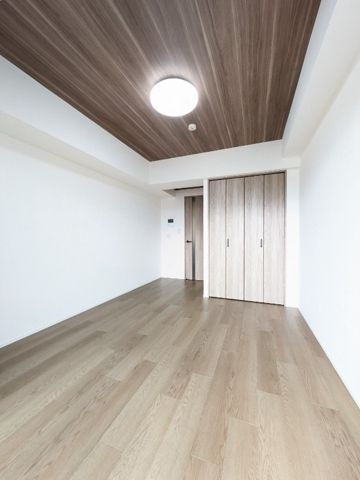 レジディア島津山の洋室|きれいな洋室です