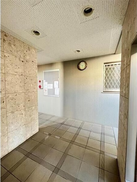 エルムアベニュー藤のエントランス