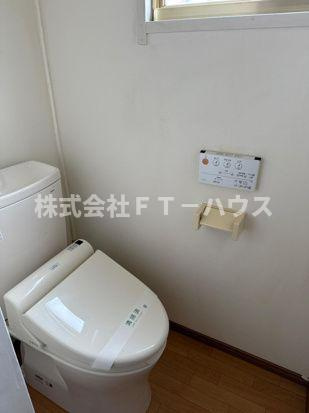 松戸市六実戸建のトイレ