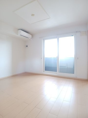 ＲＥＲＡ　Ⅰの居間・リビング