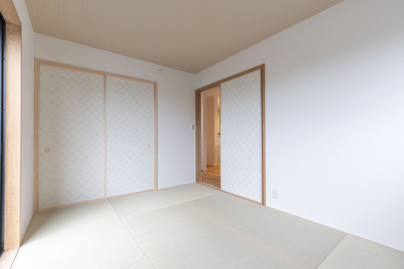 守山市伊勢町　中古戸建の和室