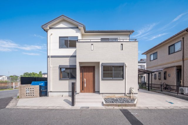 守山市伊勢町　中古戸建の外観