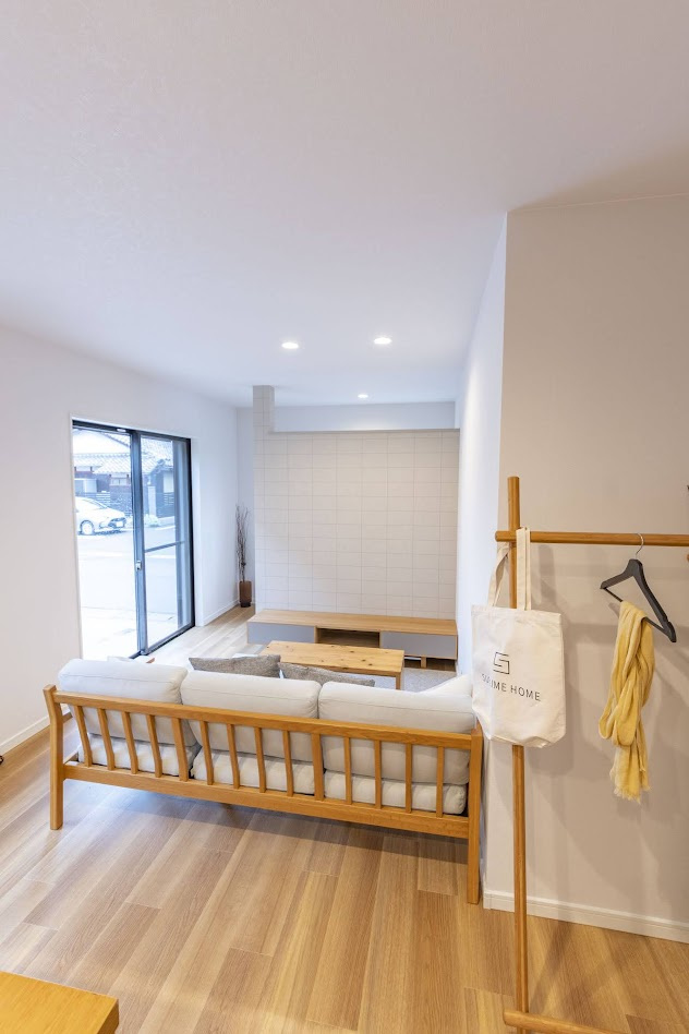 守山市伊勢町　中古戸建の居間・リビング