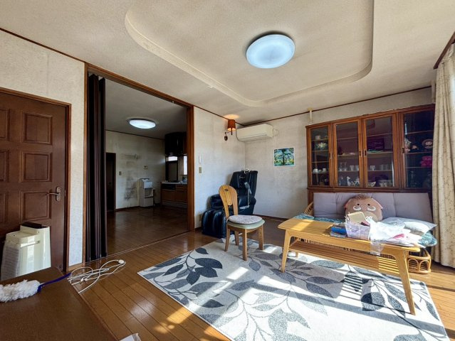 野田市野田　中古戸建の居間・リビング|おしゃれなリビングです！