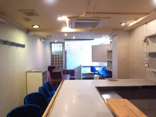 豊中市本町３丁目の店舗一部