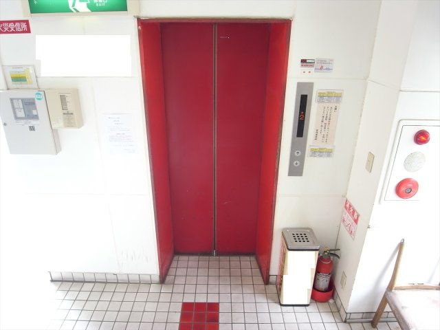 豊中市本町３丁目の店舗一部