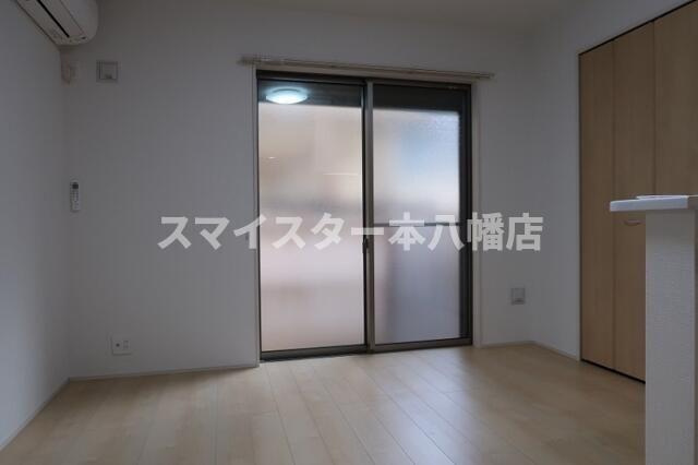 ヴィッラホーム六番館の居間・リビング