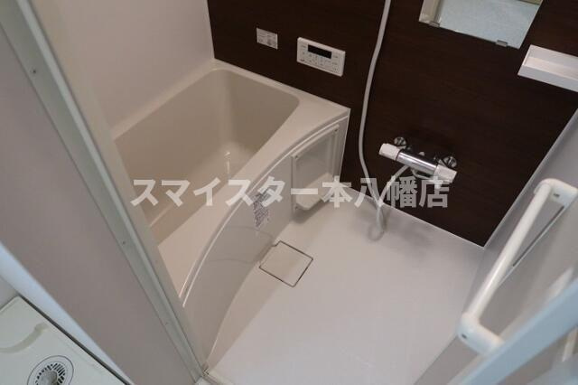 ヴィッラホーム六番館の浴室