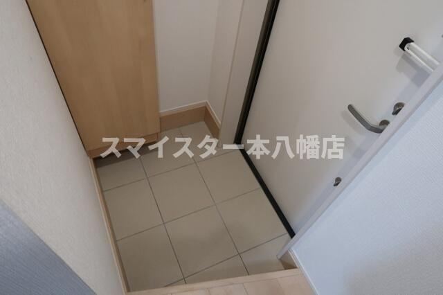 ヴィッラホーム六番館の玄関