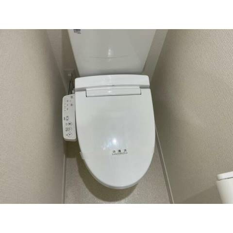 横浜市港南区港南１丁目のアパートのトイレ